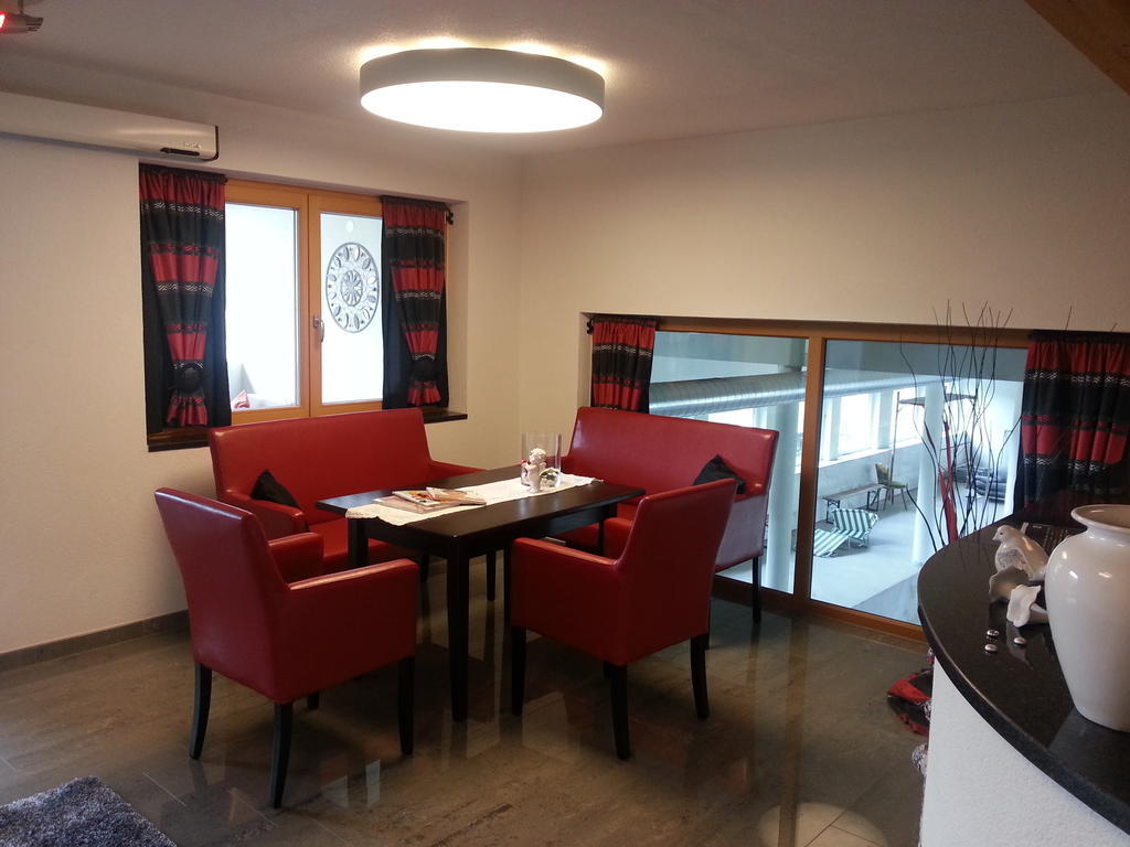 Apparthotel Stoanerhof Uderns Oda fotoğraf